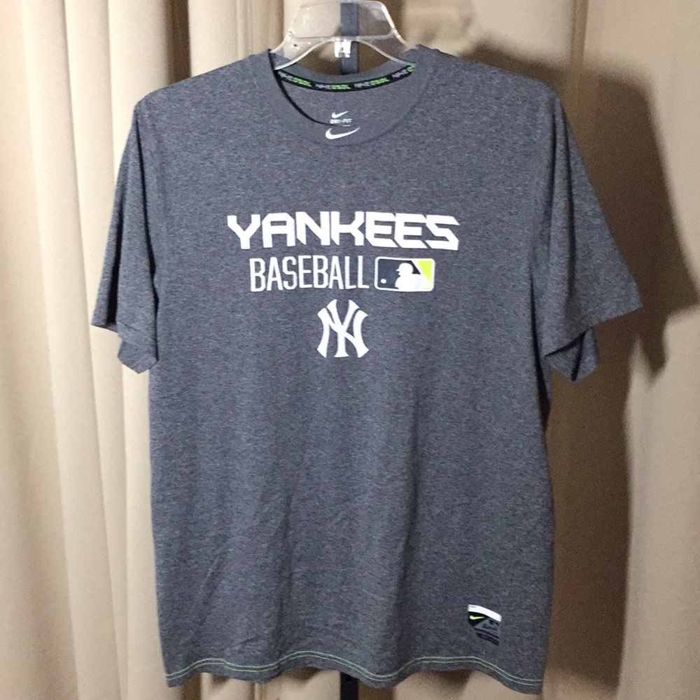 Nike Yankee T-Shirt
